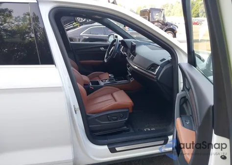 2021 Audi Q5 Prestige 45 Tfsi Quattro S Tronic z USA, uszkodzony, nr VIN WA1CAAFY9M2061512